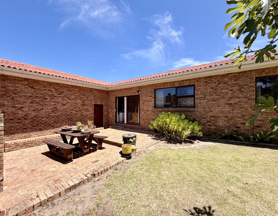 3 Bedroom Property for Sale in Onrus Western Cape